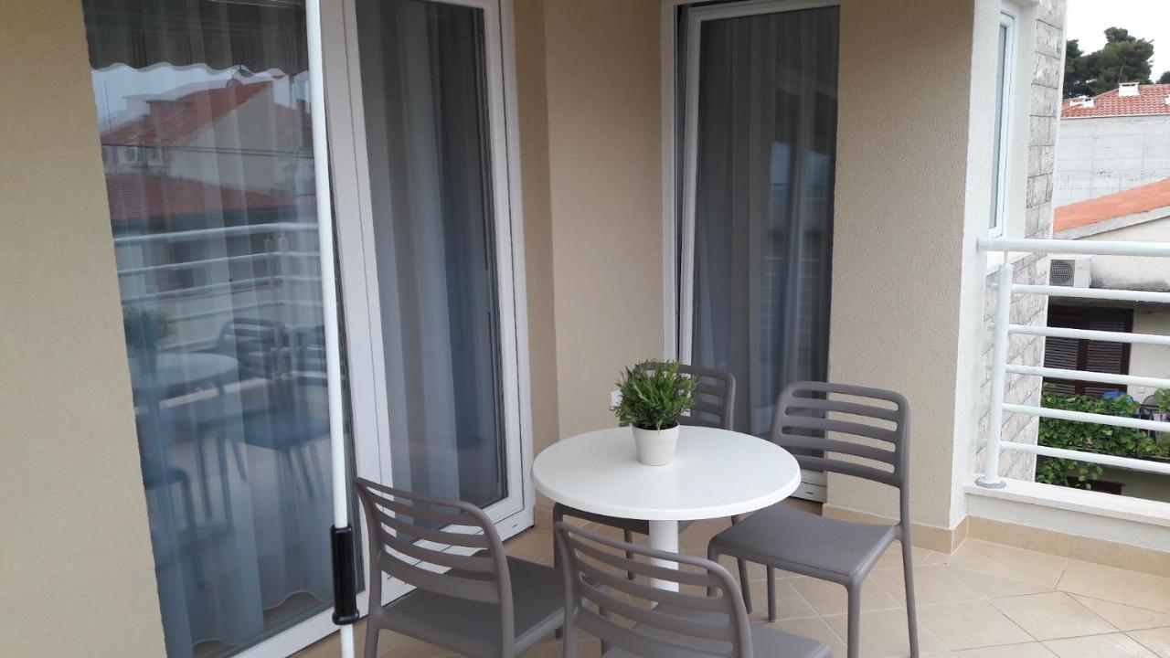 Rita Apartments - Sea-View Apartment 2Plus1 Тучепи Экстерьер фото
